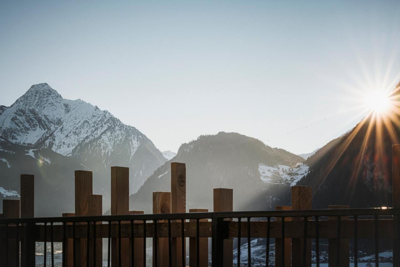 Coolnest Hotel Mayrhofen Exterior photo