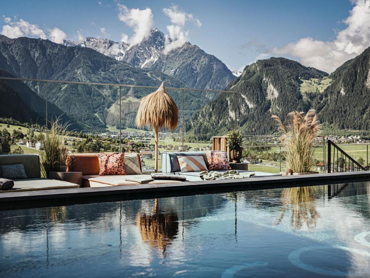 Coolnest Hotel Mayrhofen Exterior photo