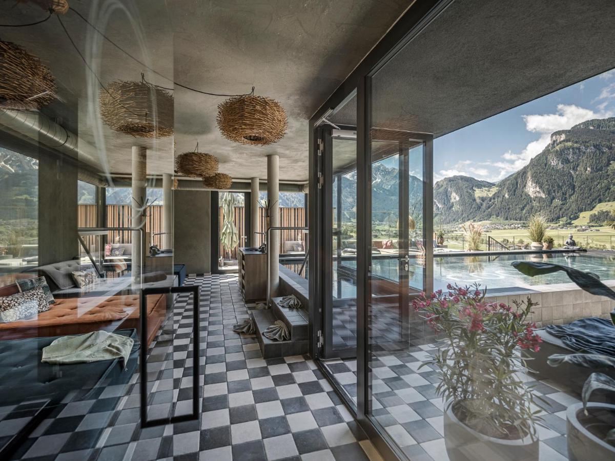 Coolnest Hotel Mayrhofen Exterior photo