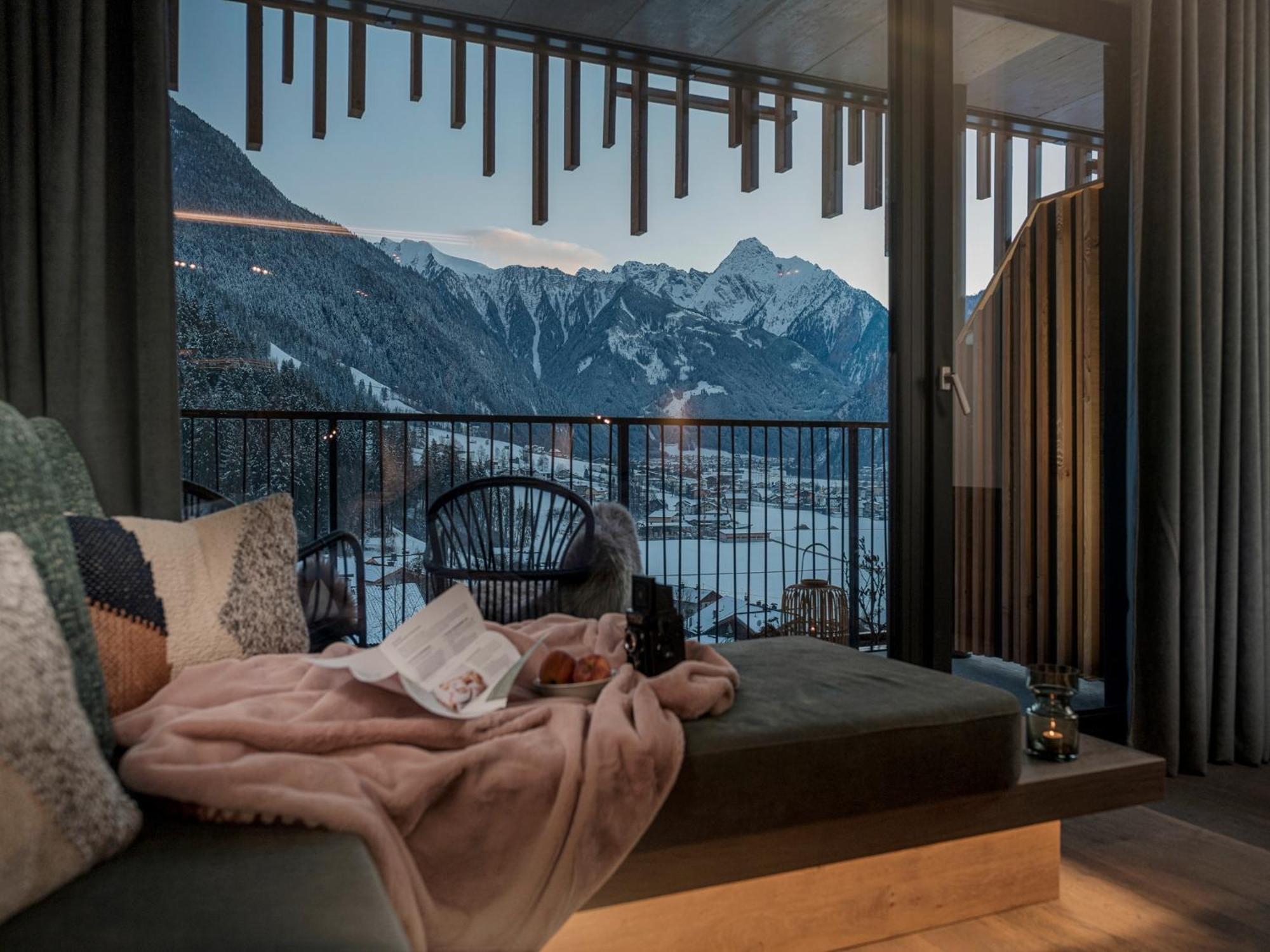 Coolnest Hotel Mayrhofen Exterior photo